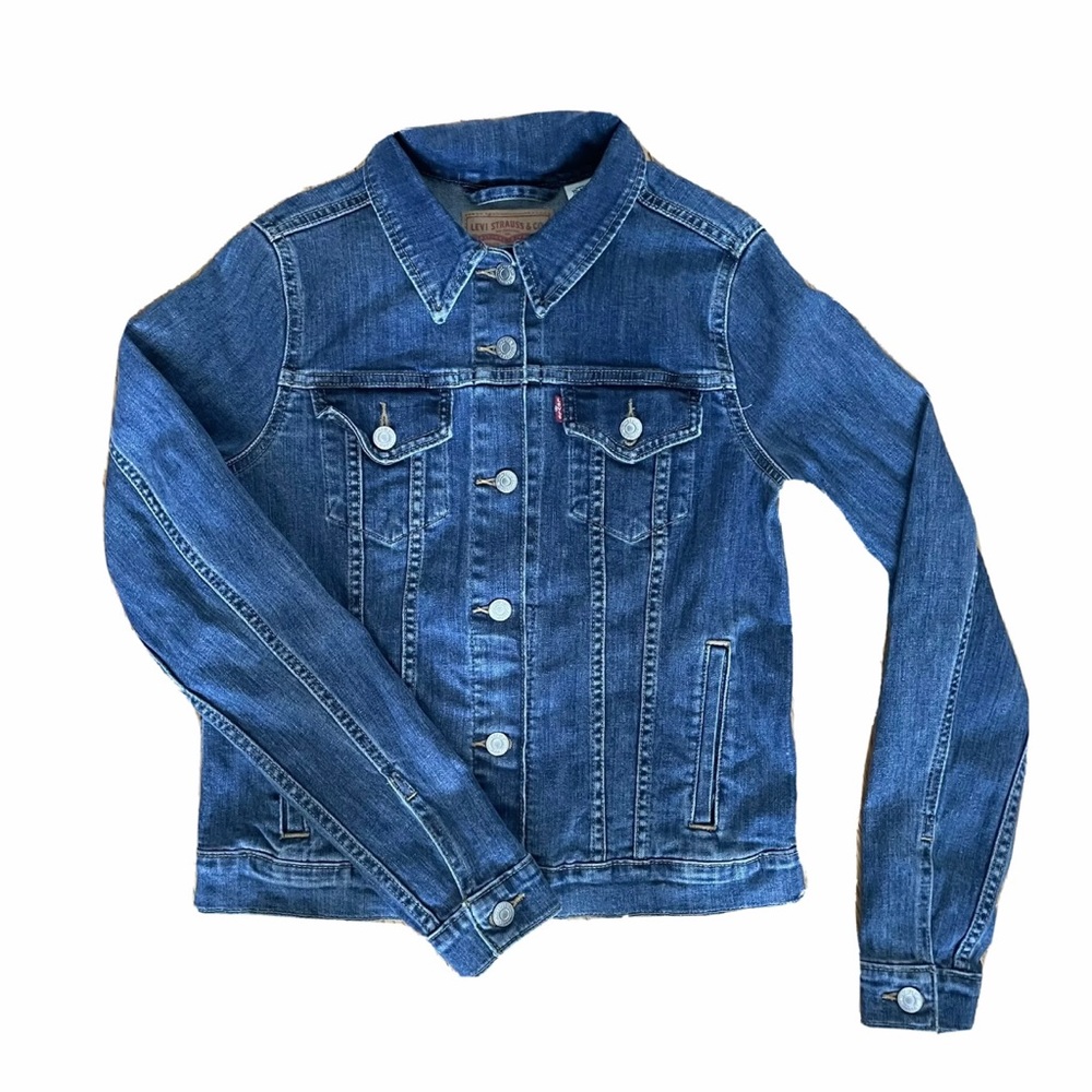 Levi’s denim trucker jacket